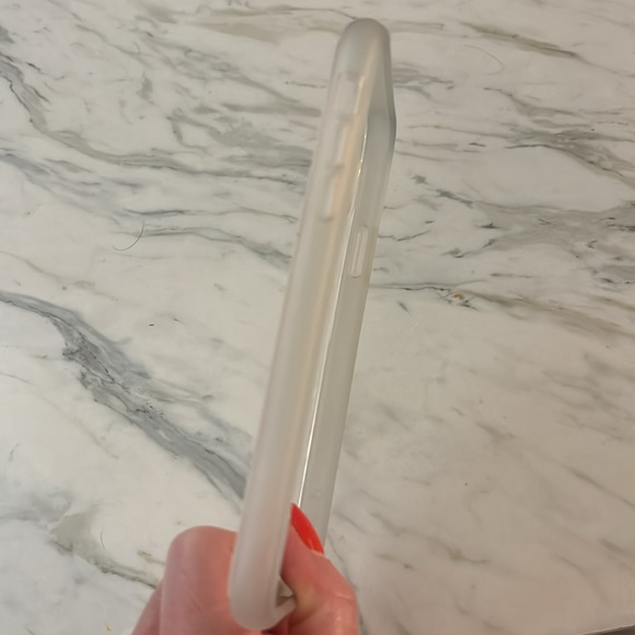 iPhone 11 case - Picture 6 of 6